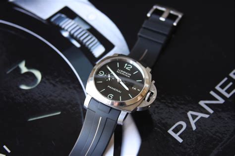 rubber strap panerai